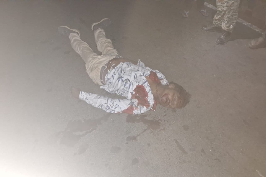 ट्रेलर कि चपेट में ग्रामीण कि हुई दर्दनाक मौत
