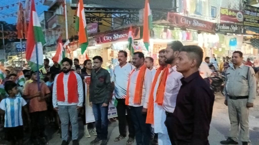 सेना के समर्थन में तिरंगा यात्रा.jpeg