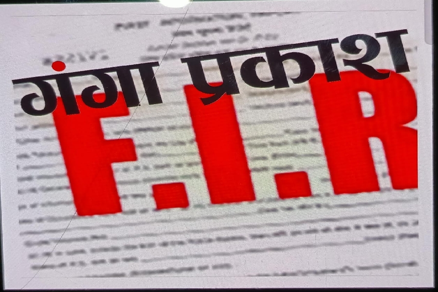 CGNEWS:धर्म के नाम पर सौदा! स्कूल प्रिंसिपल ने शिक्षिका से कराया जबरन ‘बेप्टिस्मा’, पति को भी धर्म बदलने के लिए दिया 50 हजार और नौकरी का ऑफर!