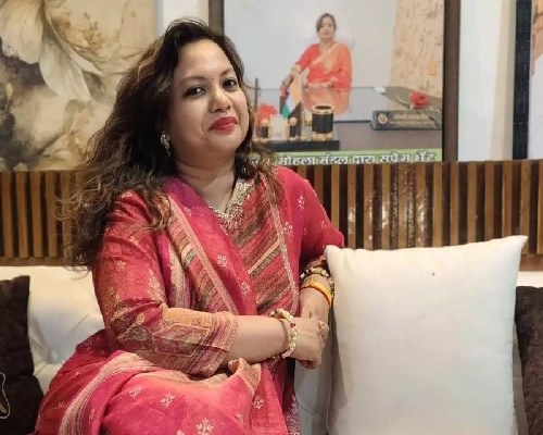 पूर्व IAS की बेटी पर फर्जी जाति प्रमाणपत्र बनवाने का आरोप, जांच के आदेश
