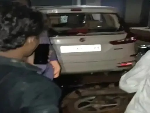 रायपुर में शादी समारोह में बलवा, गाड़ियां जलाई मेहमानों को पीटा पुलिस बोली- महिलाओं पर कमेंट से शुरू हुआ विवाद…