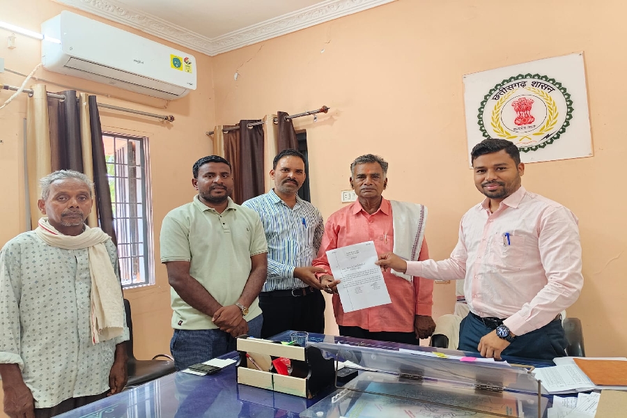 CG: अंतर्राष्ट्रीय योग दिवस पर छुरा में दिखेगा अद्भुत नज़ारा — ‘योग से निरोग भारत’ का सपना होगा साकार