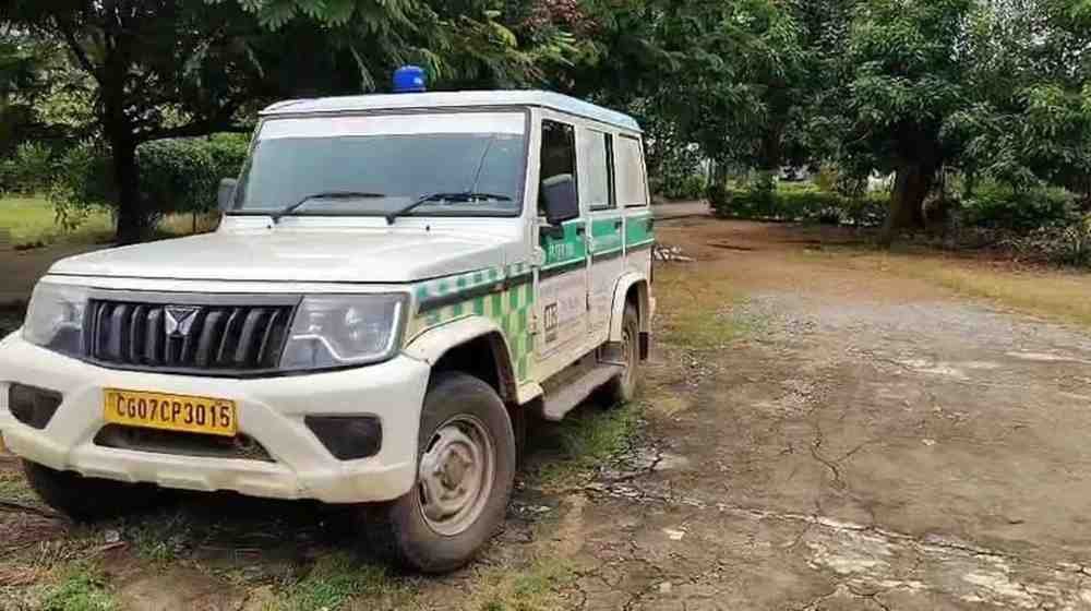 Mahtari Express : इमरजेंसी सेवा का दुरुपयोग! ‘महतारी एक्सप्रेस’ से महाराष्ट्र निर्मित शराब की तस्करी