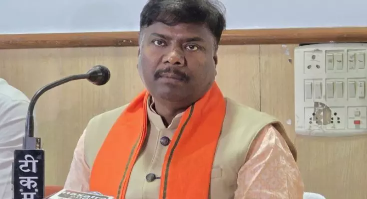 सर्किट हाउस विवाद से प्रदेश की राजनीति गरमाई, वन मंत्री कश्यप ने कांग्रेस पर पलटवार किया