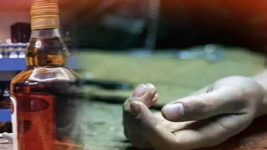 Wine Bottle Accident: आदिवासी युवक के घायल होने पर कांग्रेस का प्रदर्शन, पुलिस कार्रवाई की जांच की मांग