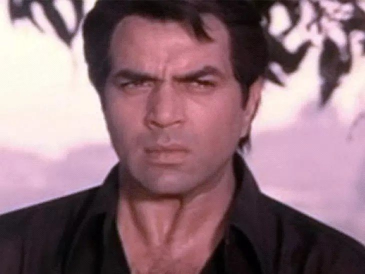 Dharmendra’s health : बॉलीवुड के ही-मैन धर्मेंद्र की तबीयत बिगड़ी, डॉक्टरों की टीम लगातार निगरानी में Dharmendra's health