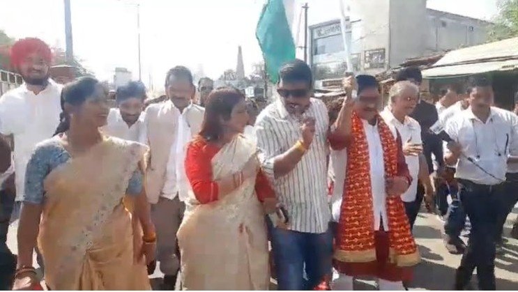 Unity March : बीजेपी यूनिटी मार्च में फर्स्ट लाइन विवाद, वरिष्ठ नेताओं ने बीच-बचाव किया Unity March