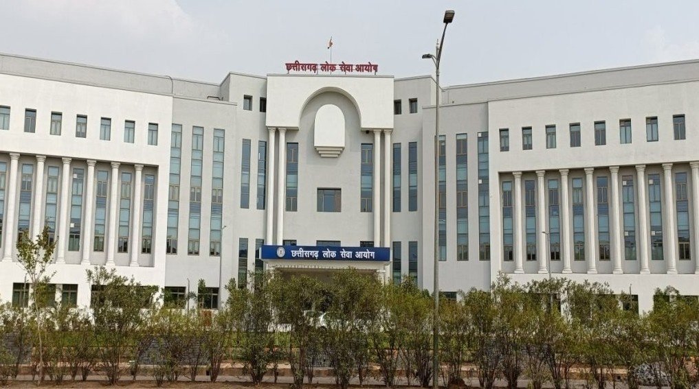 CGPSC Mains Exam Result 2024 : सफलता का आंकड़ा: 3737 में से 643 हुए इंटरव्यू के लिए सेलेक्ट, CGPSC ने की घोषणा CGPSC Mains Exam Result 2024