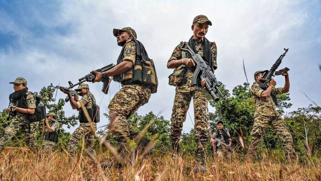 MP-CG Border Naxal Operation : MP-CG बॉर्डर पर बड़ा ऑपरेशन, टॉप नक्सल नेताओं की तलाश में सुरक्षा बलों का सर्च अभियान तेज