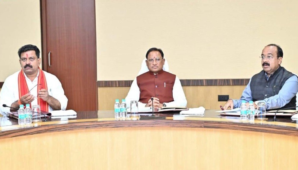 Chief Minister Vishnudev Sai : साय कैबिनेट की अहम बैठक शुरू, ‘धान खरीदी’ और बड़े फैसलों पर टिकी निगाहें Chief Minister Vishnudev Sai