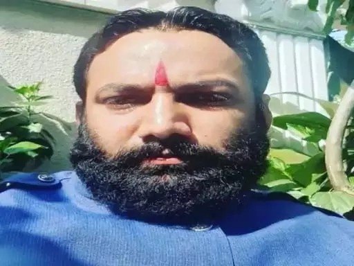 Wanted criminal : छत्तीसगढ़ पुलिस ने पकड़ा वांटेड अपराधी वीरेंद्र सिंह तोमर, 151 दिन बाद ग्वालियर से गिरफ्तारी Wanted criminal