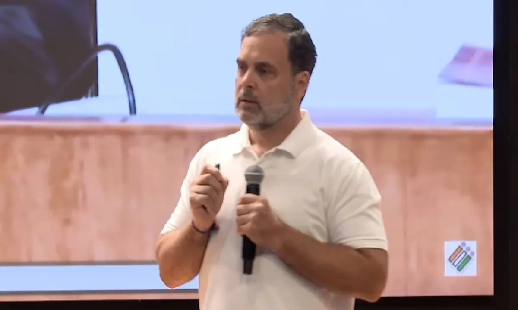 राहुल गांधी ने चुनाव आयोग पर लगाया बड़ा आरोप, हरियाणा में वोट चोरी का दावा