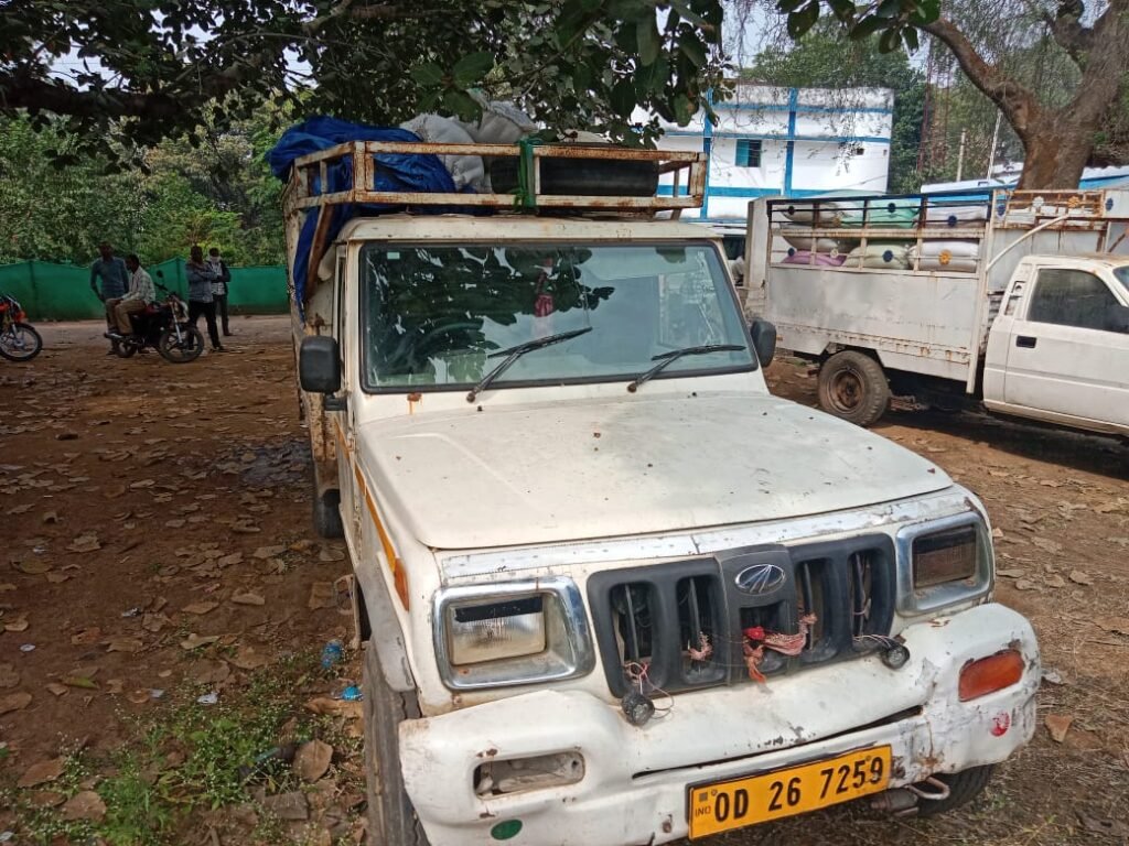 अवैध धान परिवहन पर गरियाबंद पुलिस की बड़ी कार्यवाही 21 दिनों में 770.4 क्विंटल धान जब्त, 24 प्रकरण दर्ज, 21 वाहन जप्त