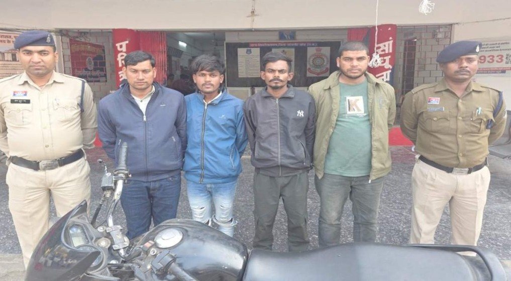 Chhattisgarh Crime News : जांजगीर-चांपा में प्रोफेसर किडनैपिंग का खुलासा, शिक्षक और CAF जवान गिरफ्तार Chhattisgarh Crime News