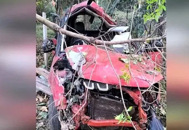Bilaspur Road Accident : बिलासपुर सड़क हादसा, रतनपुर रोड पर तेज रफ्तार कार पलटी, पीएससी की तैयारी कर रहे दो छात्रों की मौत, चार गंभीर