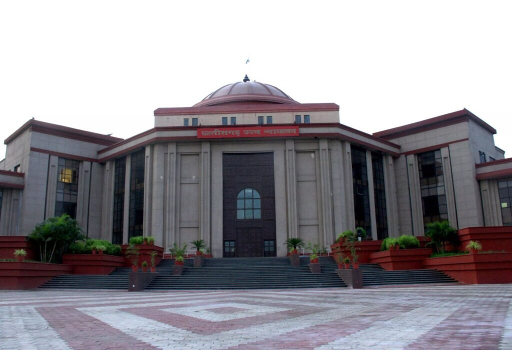 Chhattisgarh Police Recruitment Result 2025 : छत्तीसगढ़ पुलिस भर्ती मेरिट सूची में गड़बड़ी, न्यायिक जांच की मांग तेज