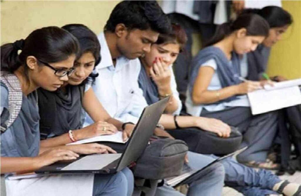 Higher Education Reform : कैबिनेट की मंजूरी से सिंगल रेगुलेटर का रास्ता साफ, बदलेगी शिक्षा व्यवस्था