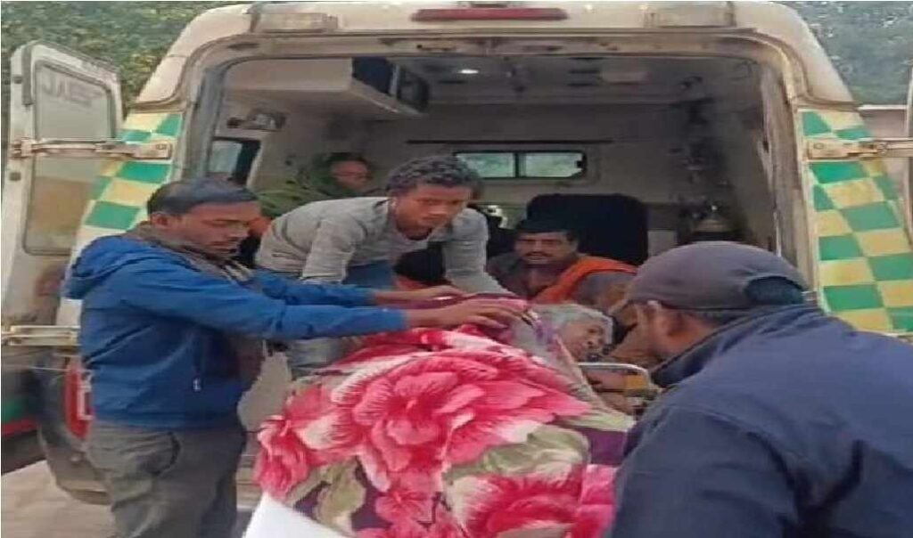 CG News : बलरामपुर जिले के त्रिकुंडा गांव में कोदो चावल खाने से फूड पॉइजनिंग, सभी पीड़ित अस्पताल में भर्ती