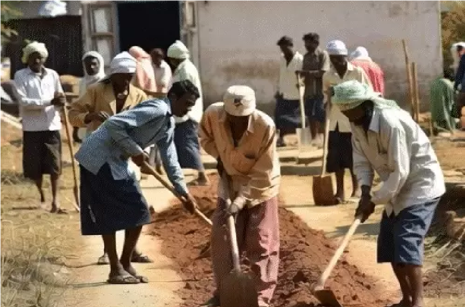 PM Modi Cabinet : ग्रामीण रोजगार योजना को नई पहचान, मनरेगा से ‘पूज्य बापू ग्रामीण रोजगार योजना’ तक का सफर