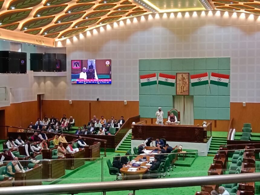 Chhattisgarh Assembly : विजन 2047 पर चर्चा, सत्ता पक्ष के अजय चंद्राकर ने गिनाई सरकार की कमियां, रखे अहम सुझाव