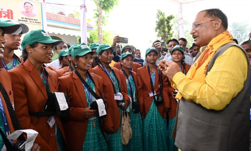छत्तीसगढ़ में महिला विकास की नई इबारत, महतारी वंदन योजना से सशक्त हुई छत्तीसगढ़ की महिलाएं: मुख्यमंत्री विष्णु देव साय
