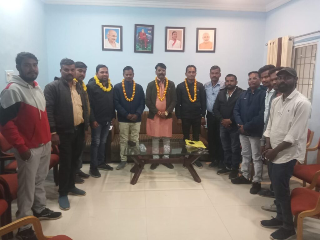 fourth pillar गरियाबंद में गरजी कलम, जागा चौथा स्तंभ: पत्रकार महासंघ की कार्यशाला ने बदला माहौल पत्रकार महासंघ बैठक गरियाबंद