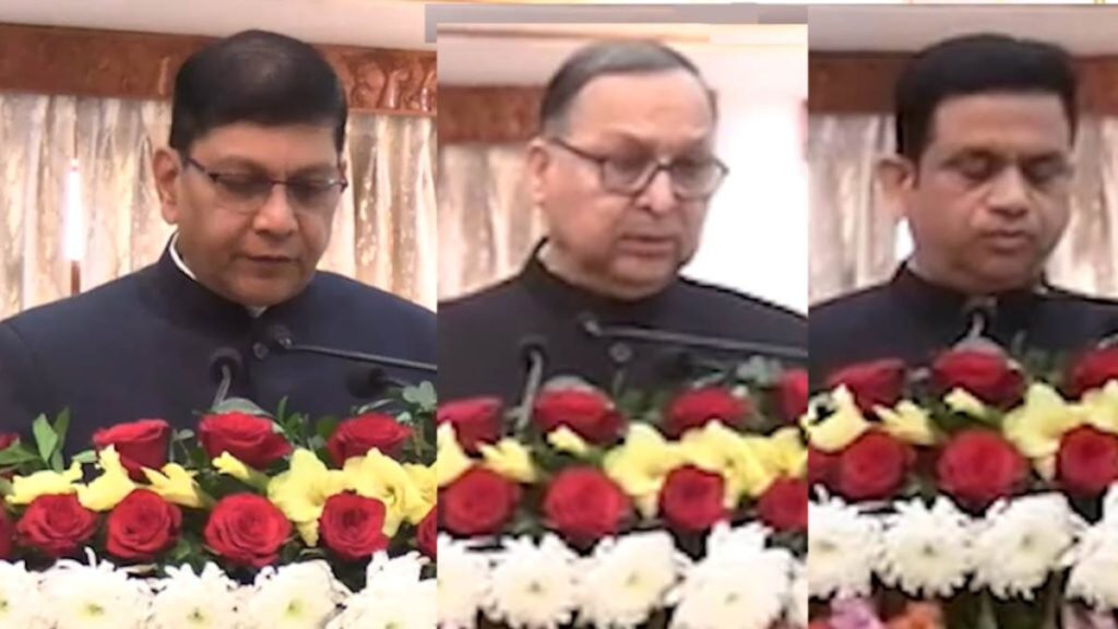 CG BREAKING : राज्यपाल डेका ने नवनियुक्त मुख्य और राज्य सूचना आयुक्तों को दिलाई शपथ