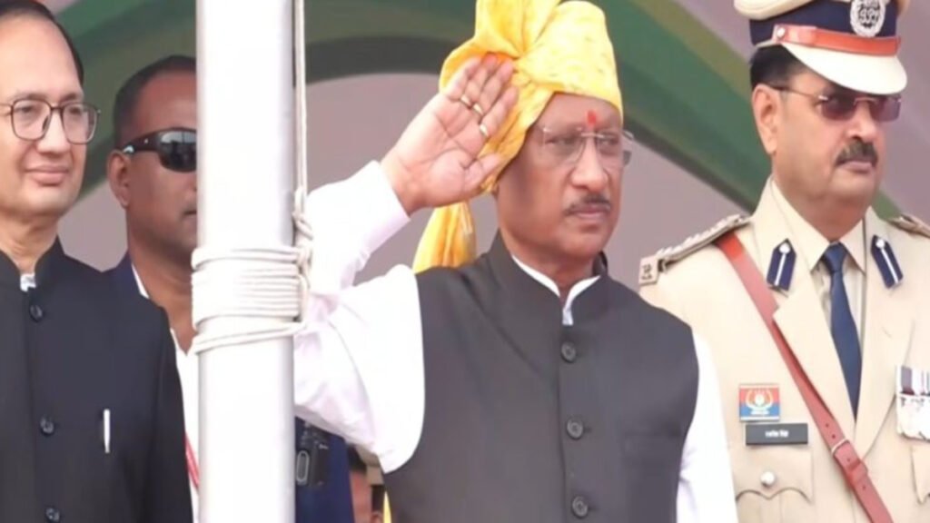 77th Republic Day : बिलासपुर में 77वें गणतंत्र दिवस का जोश, सीएम विष्णुदेव साय ने फहराया तिरंगा, देखें Live