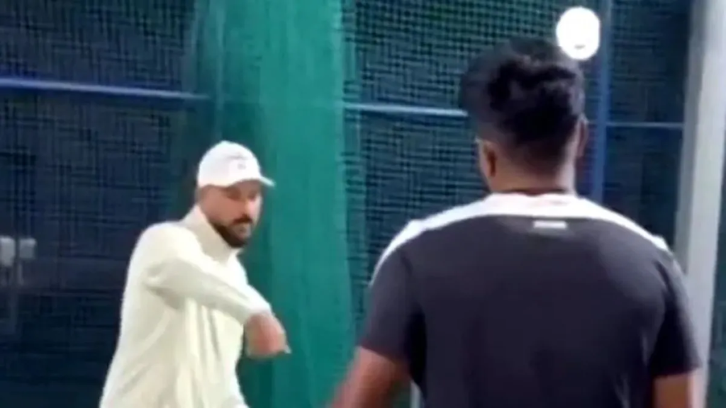 युवी की पाठशाला में संजू : T20 वर्ल्ड कप से पहले ‘सिक्सर किंग’ से गुरुमंत्र लेने पहुंचे संजू सैमसन।