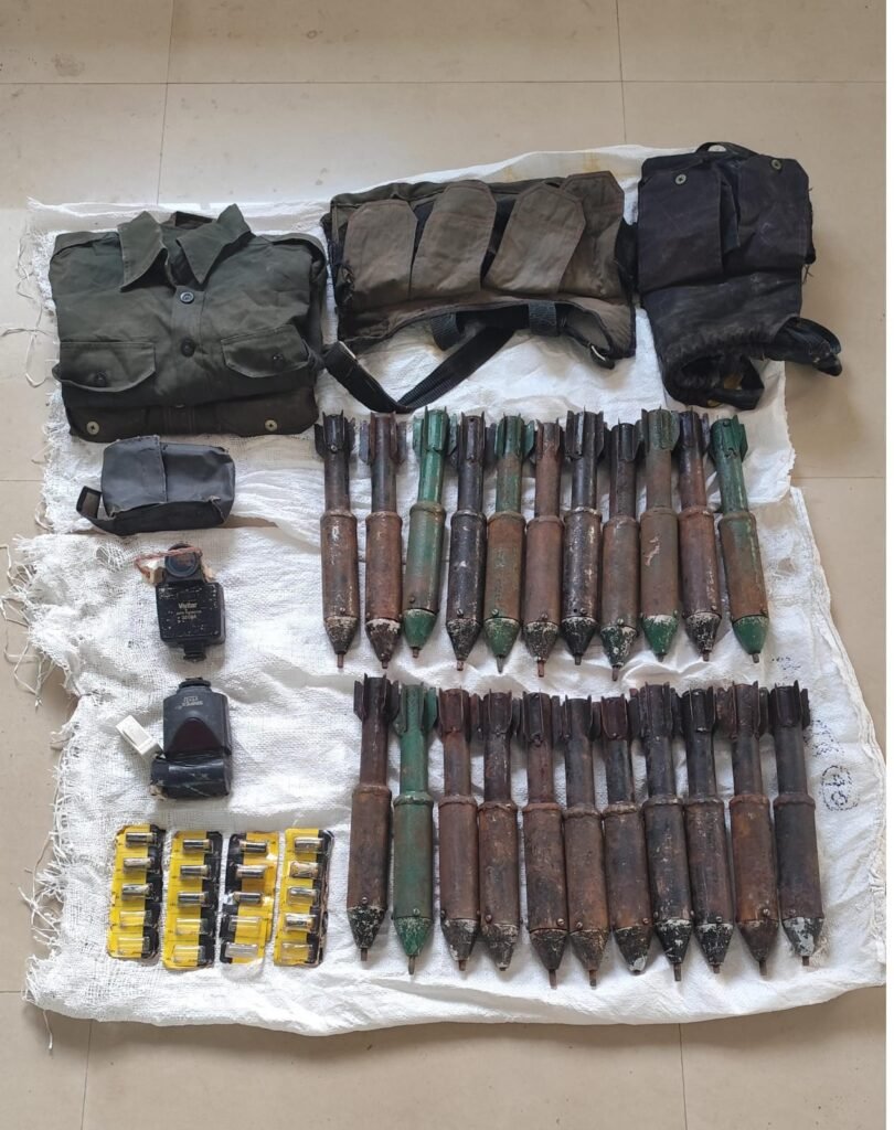 मैनपुर में माओवादियों का बड़ा डम्प बरामद ! 46 लाख से अधिक नगदी, हथियार और इलेक्ट्रॉनिक उपकरण जब्त मैनपुर नक्सली डम्प बरामद