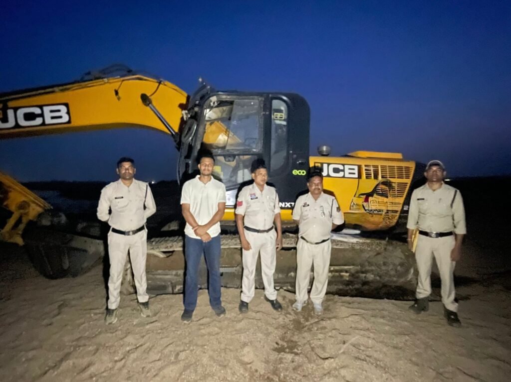 गरियाबंद में अवैध खनन पर प्रशासन का बड़ा प्रहार अवैध परिवहन कार्रवाई