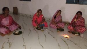 बाढ़ पीड़ितों की मदद